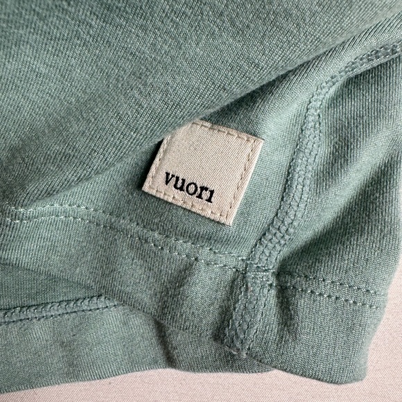 Vuori Halo Performance Crop Tank 2.0 Blue Women’s XS - Picture 2 of 6